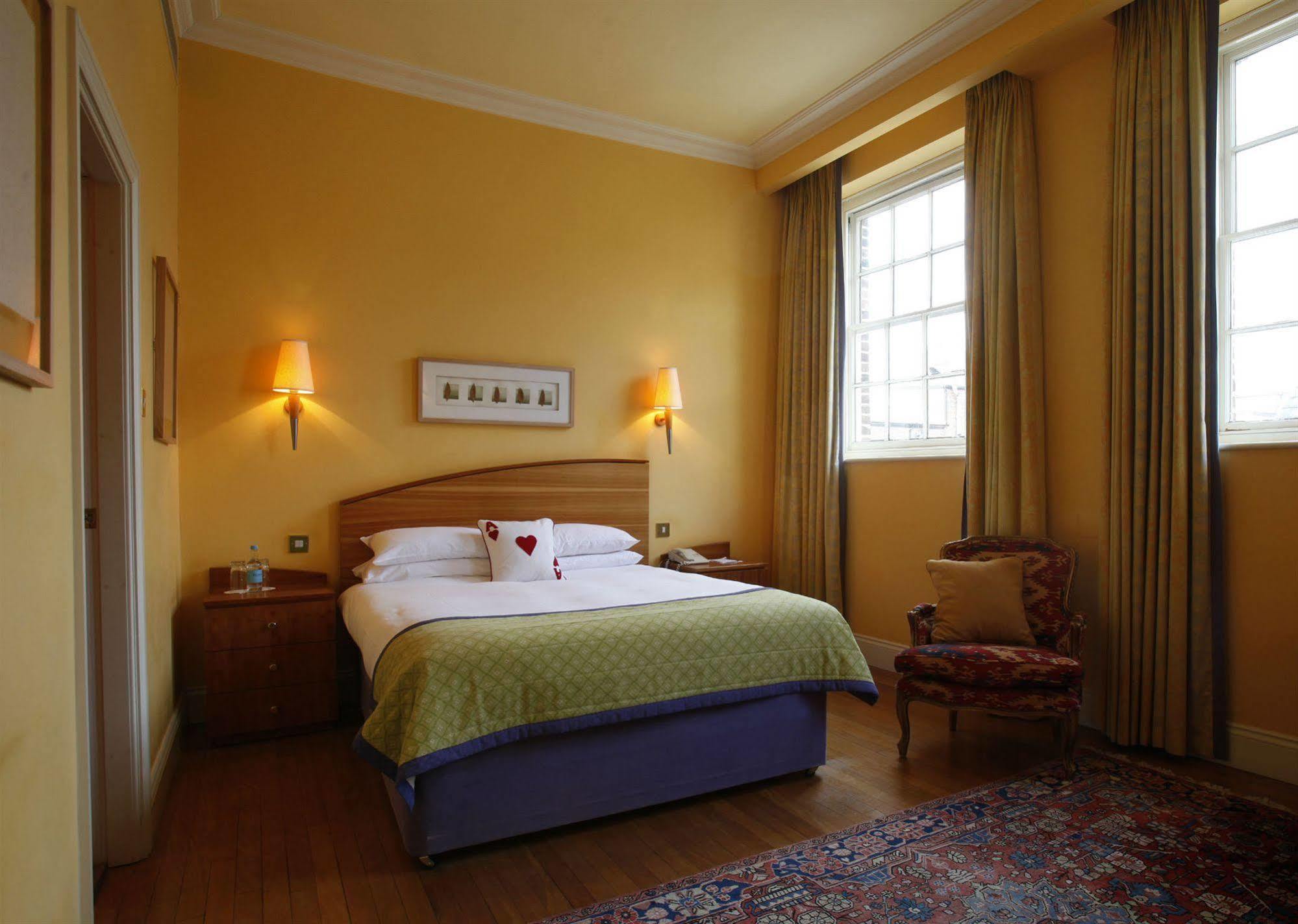 Angel Hotel Bury St. Edmunds Dış mekan fotoğraf